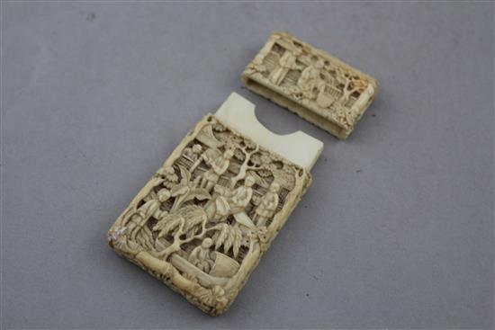 A Chinese export ivory card case, 19th century, 8.3cm.